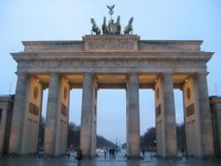бранденбургские ворота: от символа разобщения к символу единства